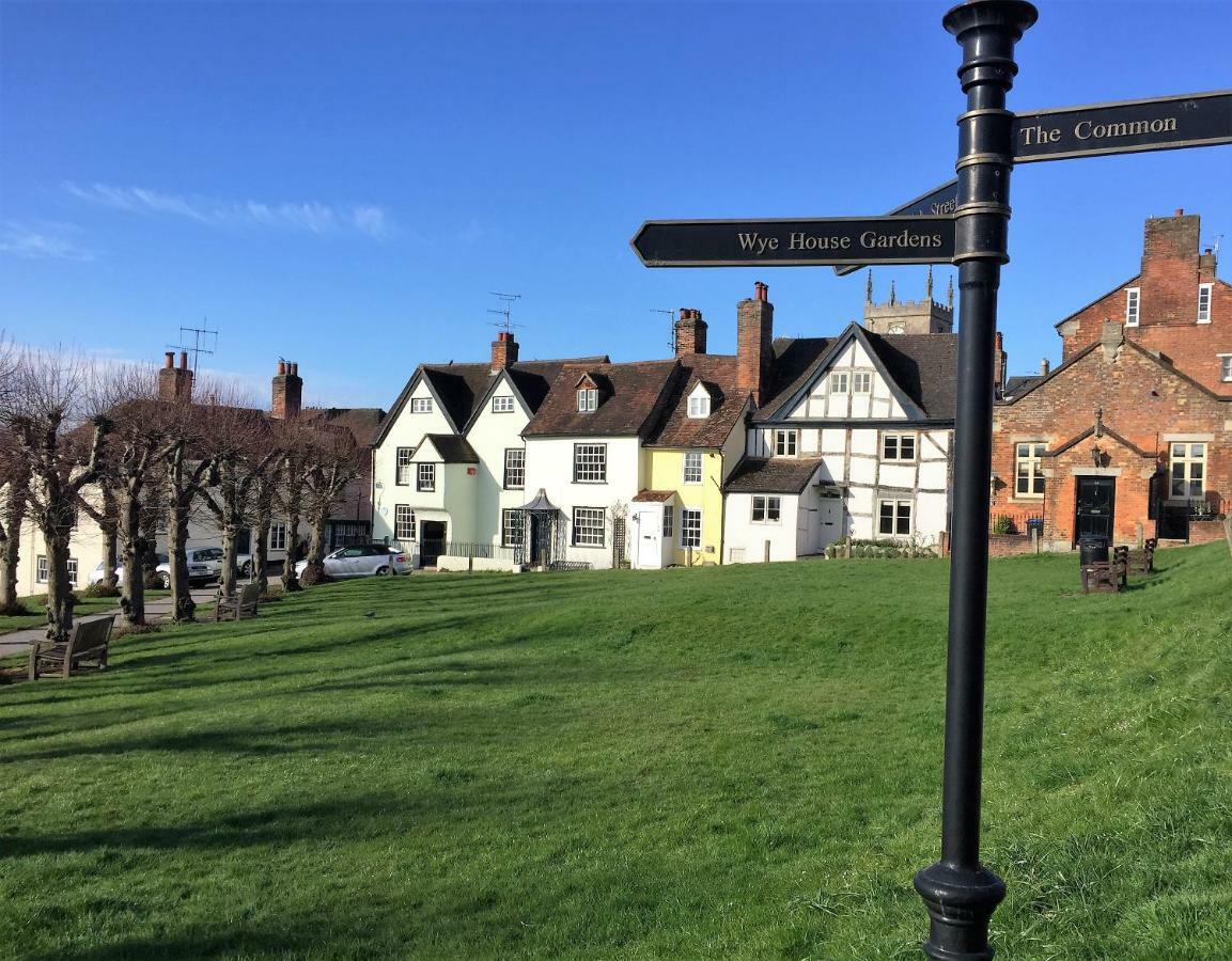 34 The Green Marlborough Bagian luar foto